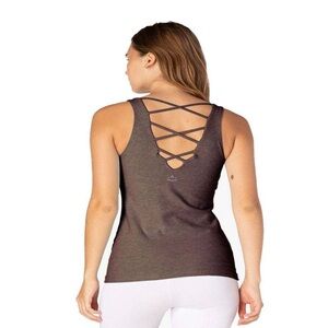 Beyond Yoga Cross My Mind Tank, size Small, peach